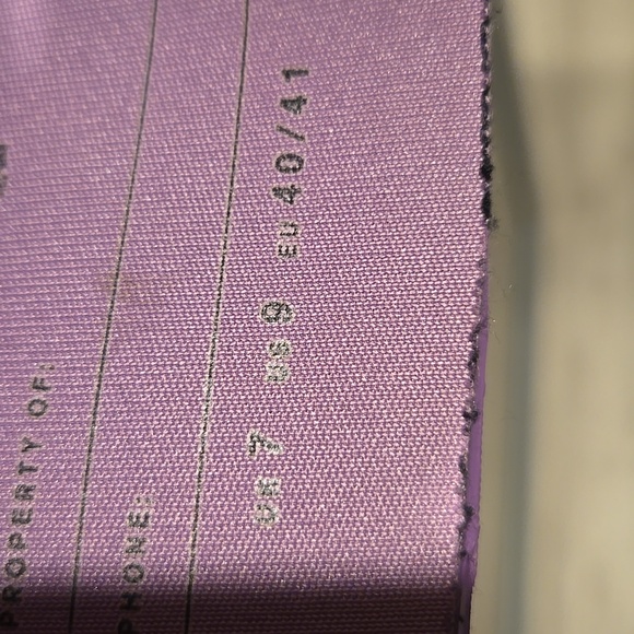 HUNTER ORIGINAL SHORT GLOSS RAIN BOOTS IN THISTLE. SIZE 9 WITH BLACK INSERTS. - Picture 6 of 13